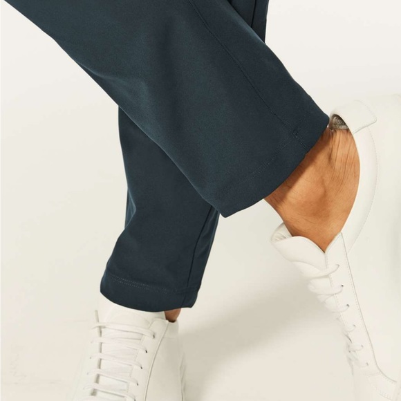 Lululemon Gray Commission Pant Slim 28x31 - Picture 3 of 16